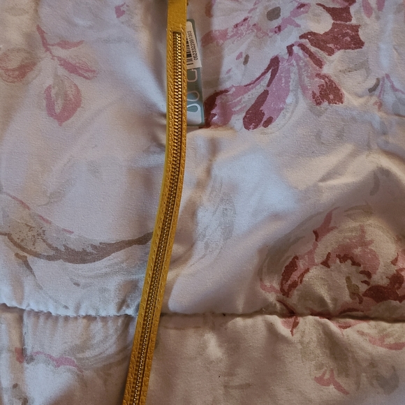 Michael Kors belts (Set of 3) - Picture 3 of 5